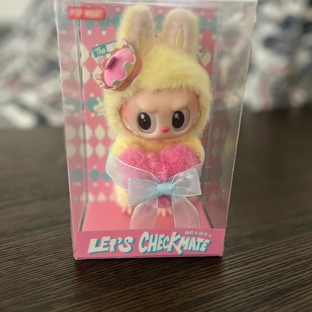 LABUBU - THE MONSTERS - LET’S CHECKMATE